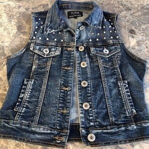 Denim vest with metal studs by Yara Modern princess. Size Small